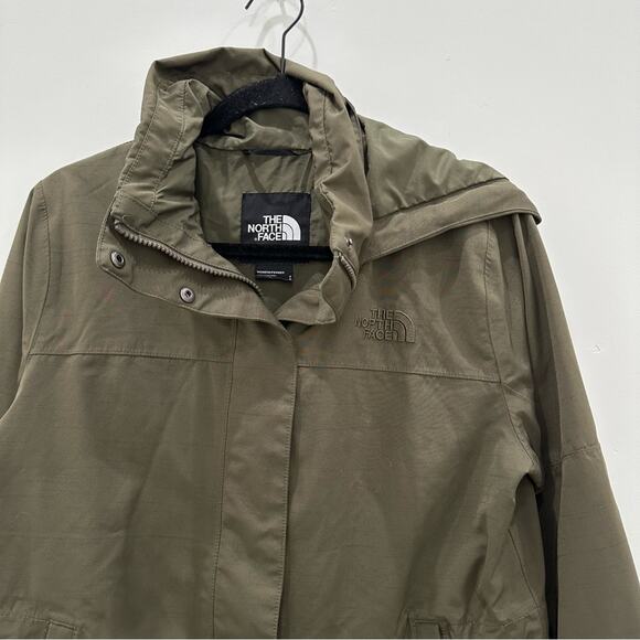 The North Face Westoak City Olive Green Trench Jacket. - Picture 5 of 8